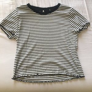 Cropped black and white striped girls tee